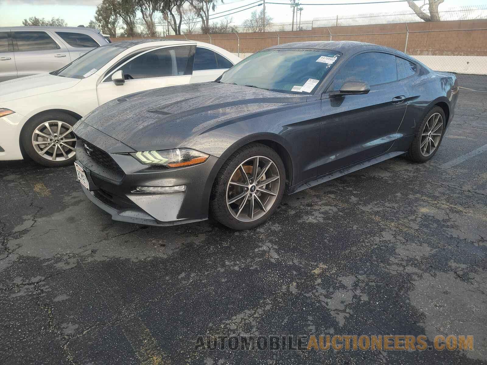 1FA6P8TH4J5129133 Ford Mustang 2018