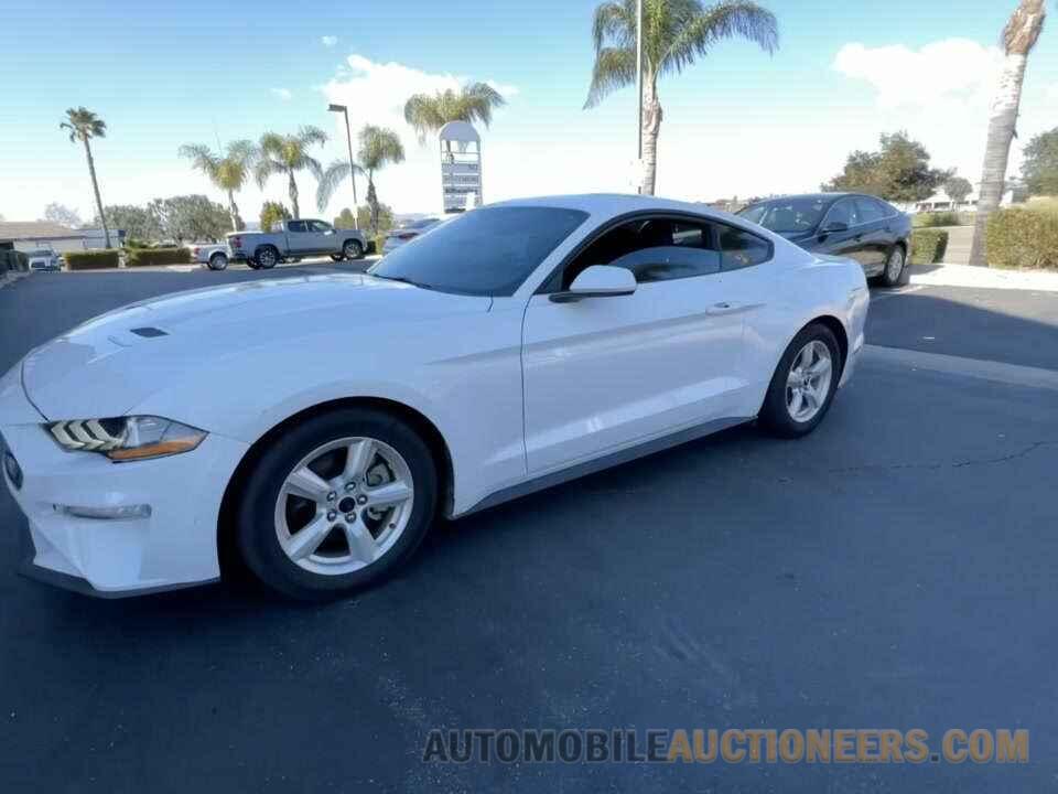 1FA6P8TH4J5163623 Ford Mustang 2018