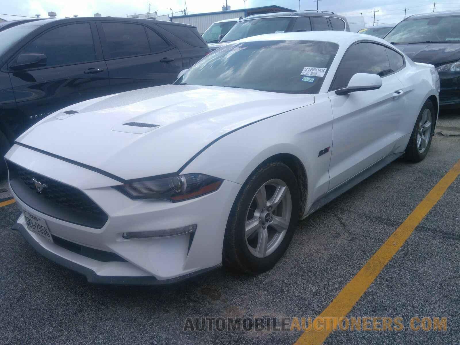 1FA6P8TH9J5132108 Ford Mustang 2018