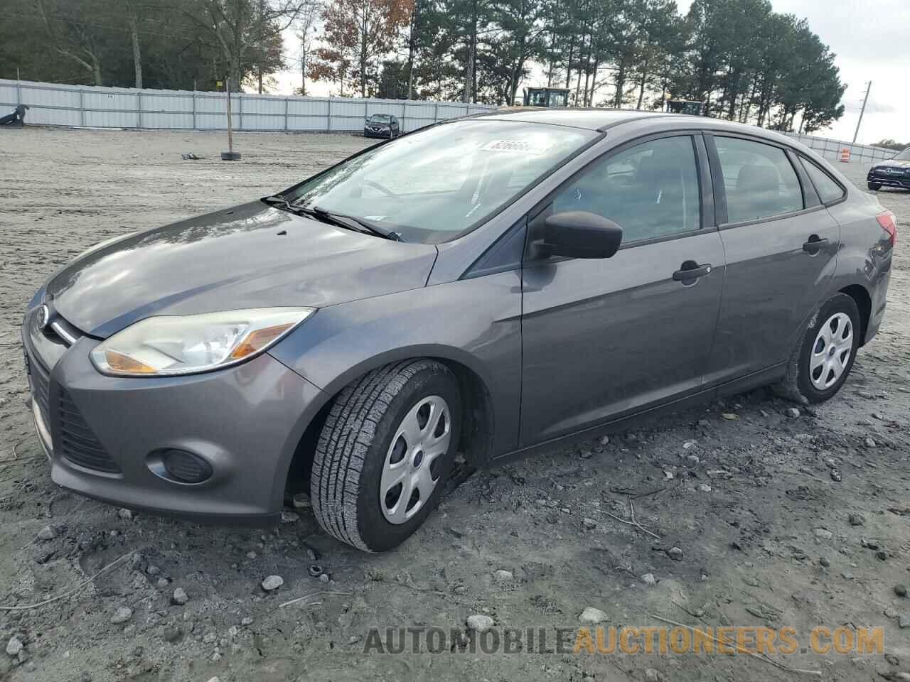 1FADP3E20DL330966 FORD FOCUS 2013