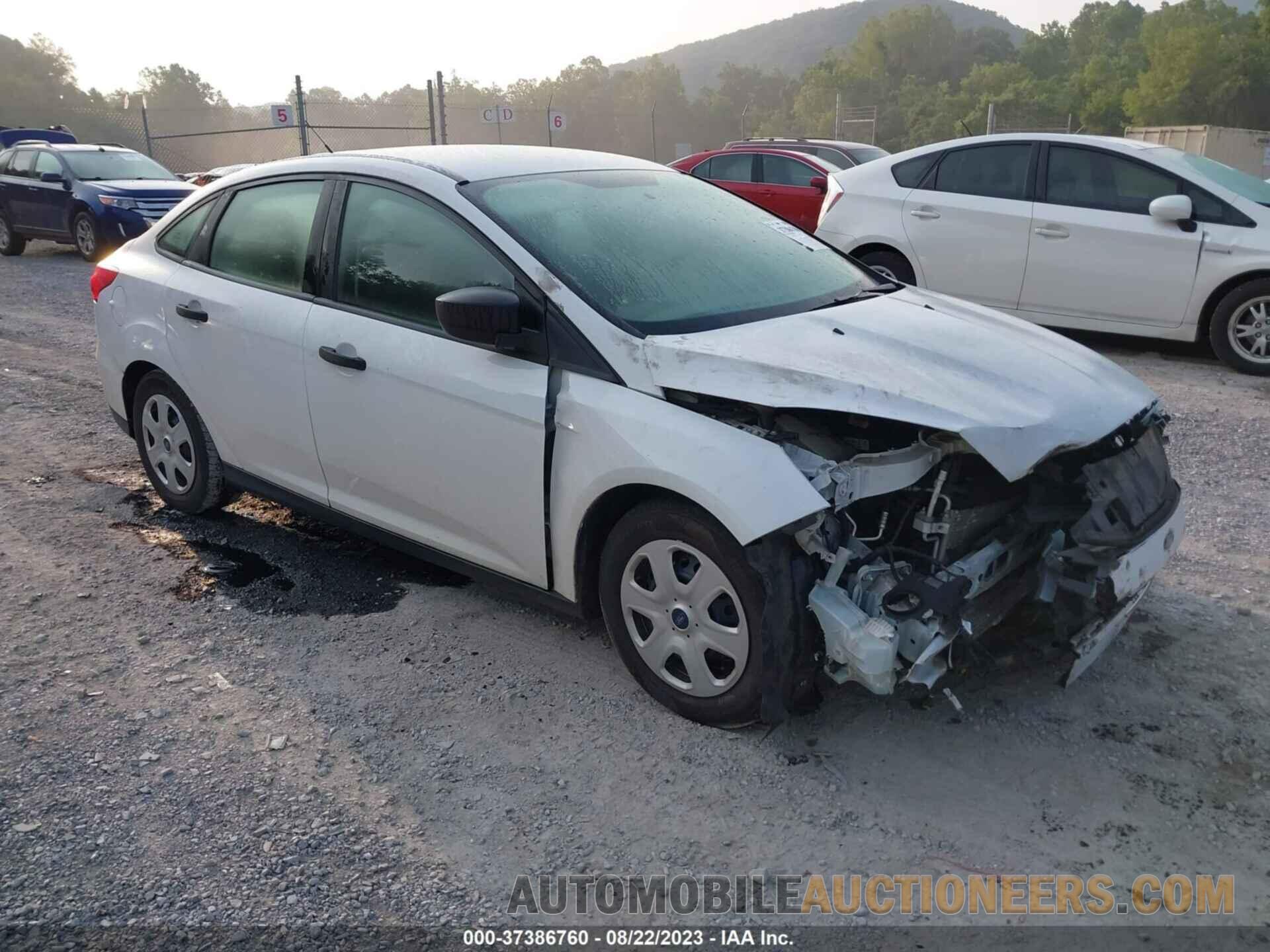 1FADP3E20JL238901 FORD FOCUS 2018