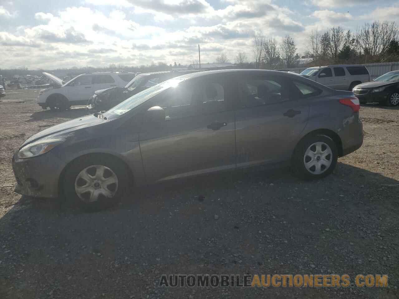 1FADP3E22DL320634 FORD FOCUS 2013