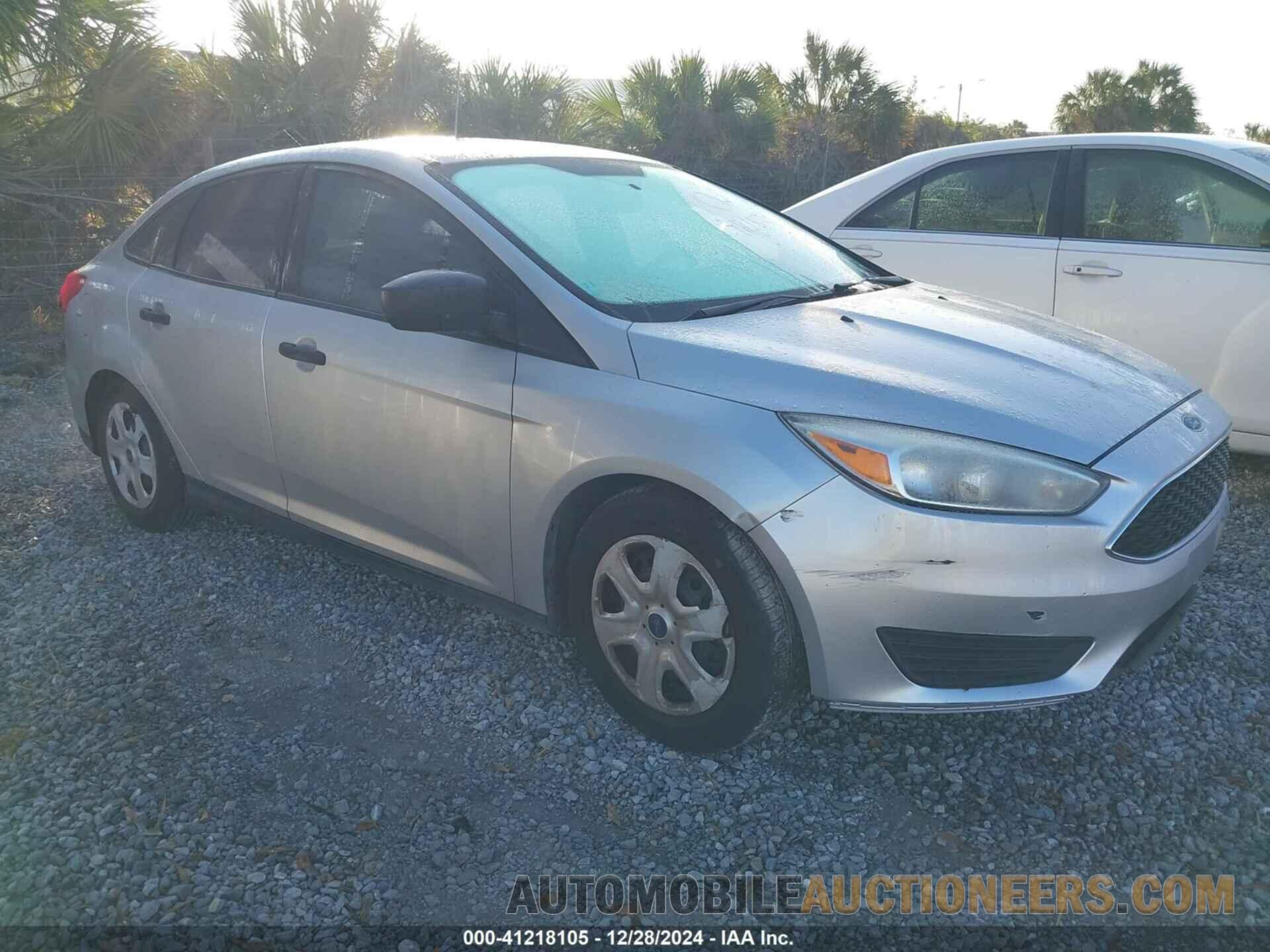 1FADP3E22FL279828 FORD FOCUS 2015