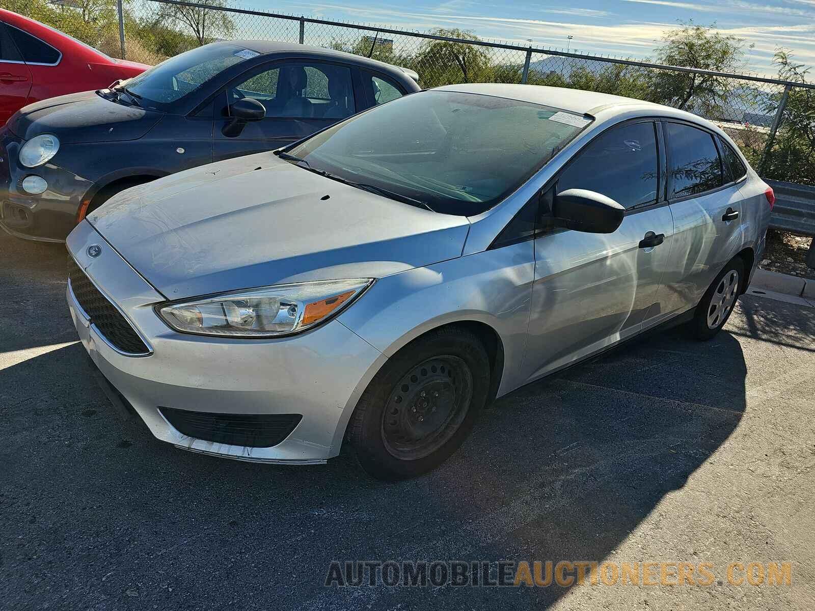 1FADP3E22JL260558 Ford Focus 2018