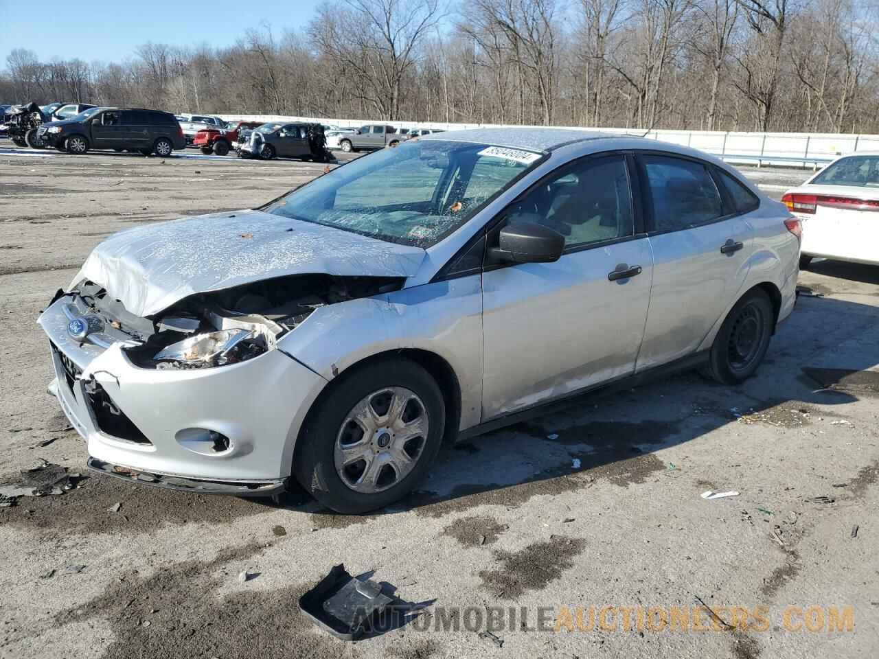 1FADP3E25DL380388 FORD FOCUS 2013