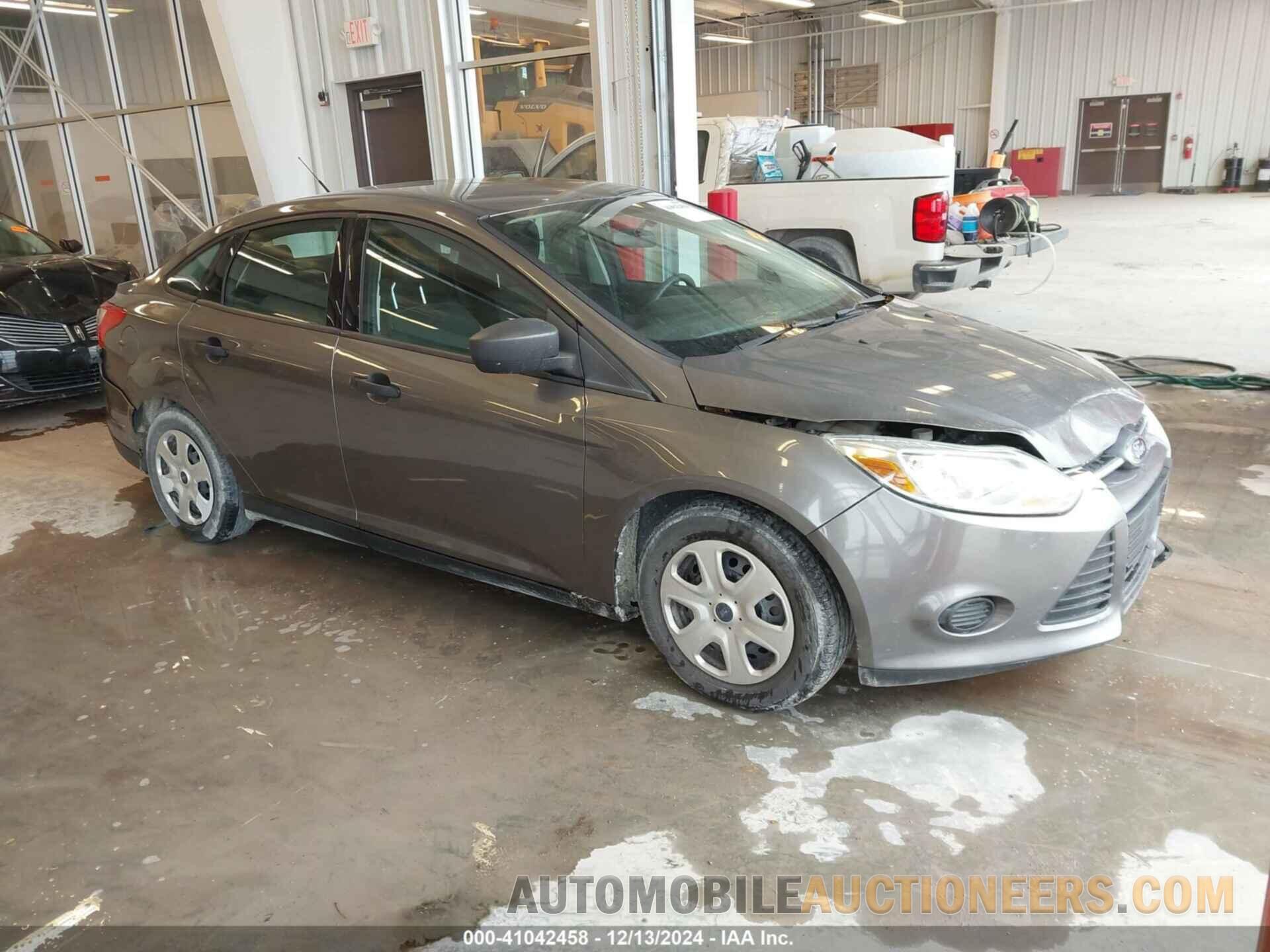 1FADP3E26DL115933 FORD FOCUS 2013