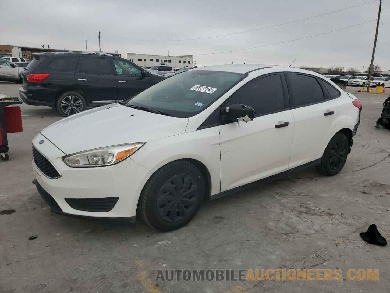 1FADP3E26HL305656 FORD FOCUS 2017