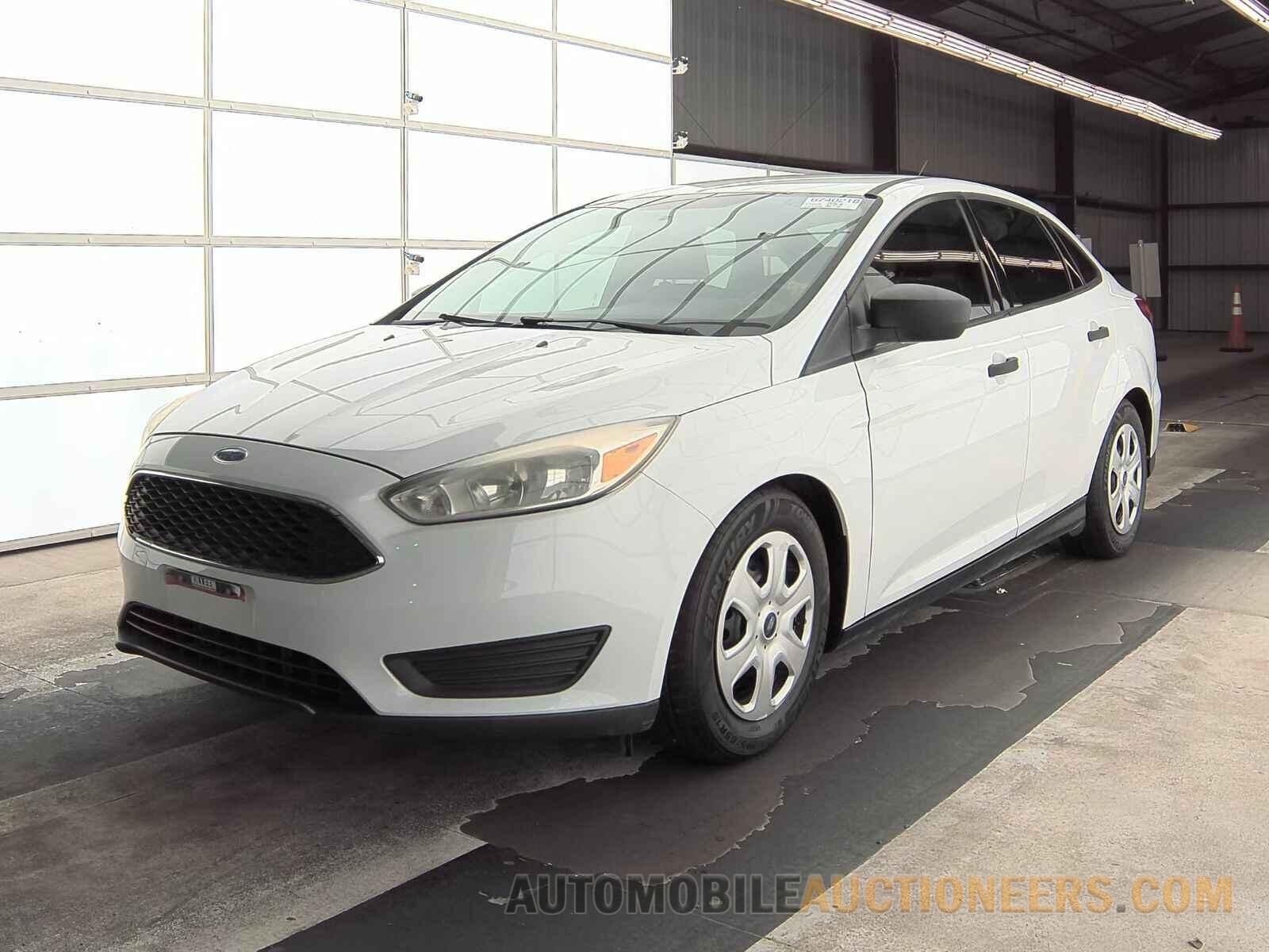 1FADP3E27FL293417 Ford Focus 2015