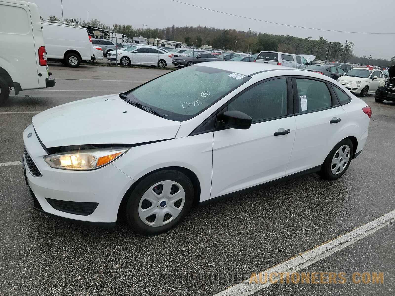 1FADP3E27GL288042 Ford Focus 2016