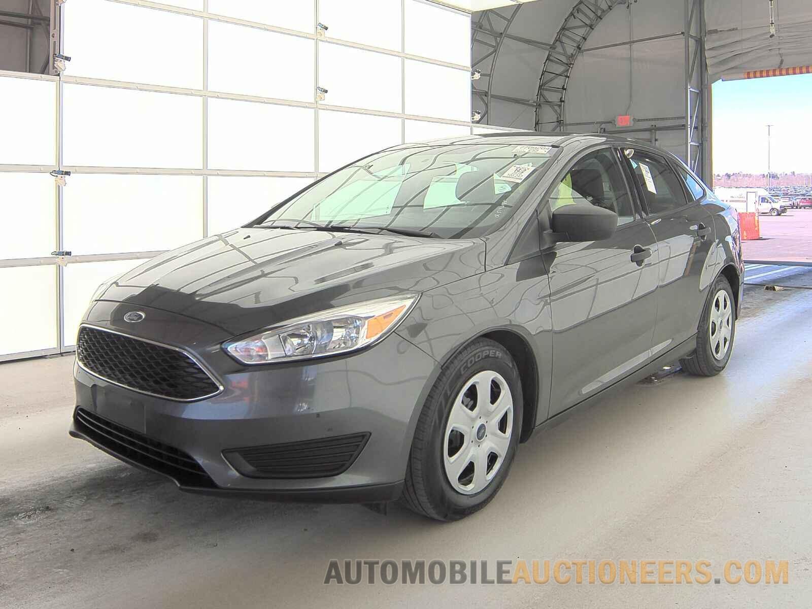 1FADP3E27JL225918 Ford Focus 2018