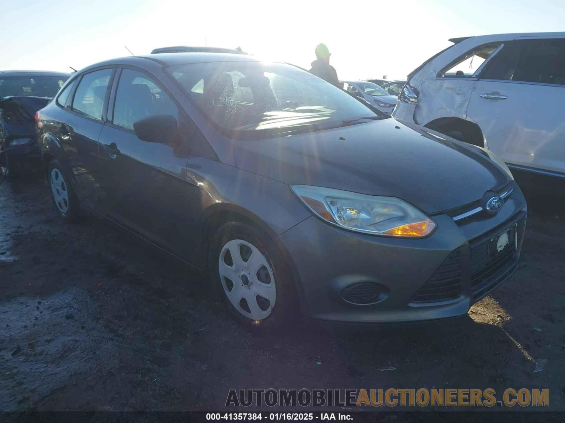 1FADP3E28DL294217 FORD FOCUS 2013