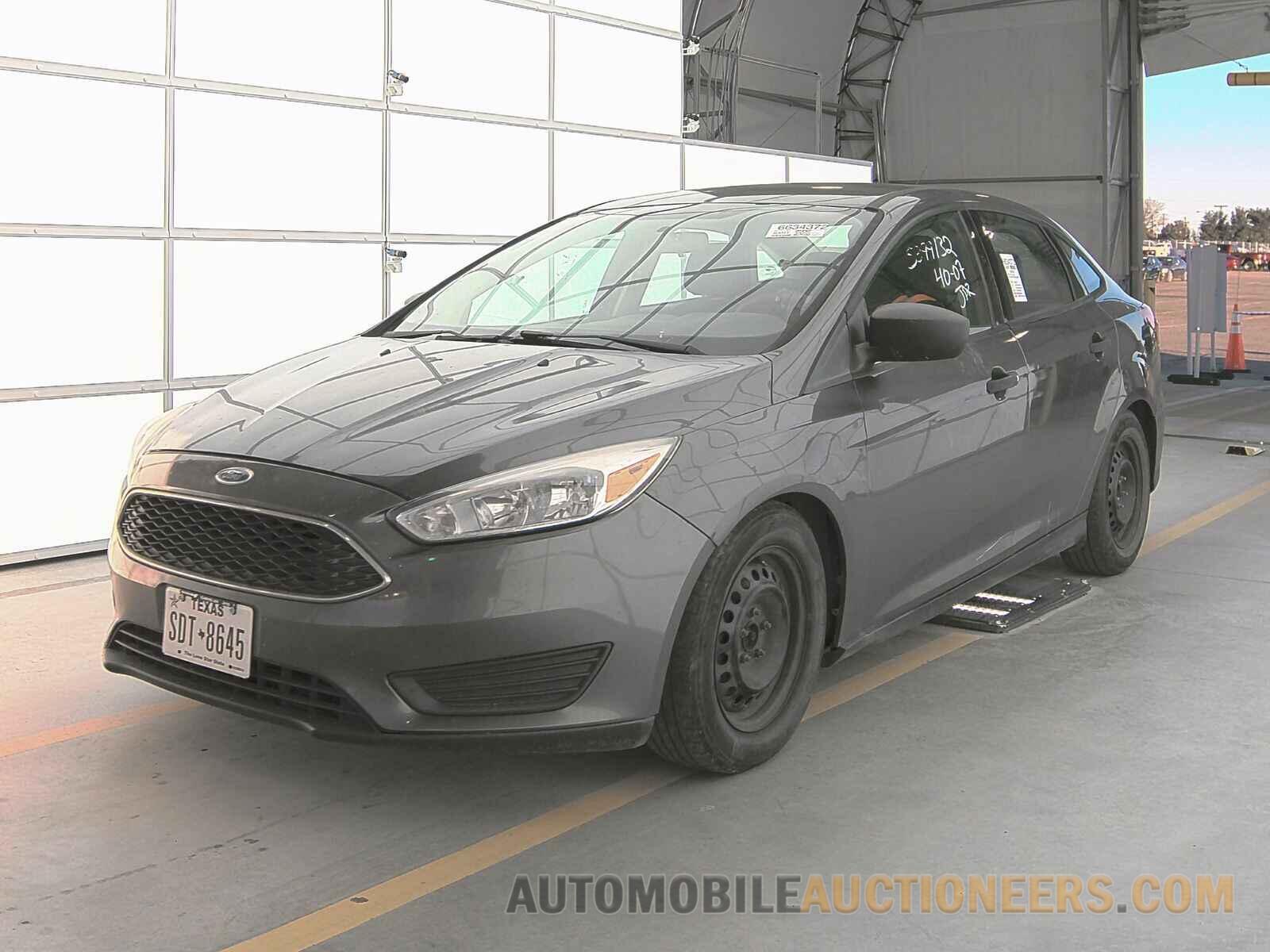 1FADP3E28GL229887 Ford Focus 2016