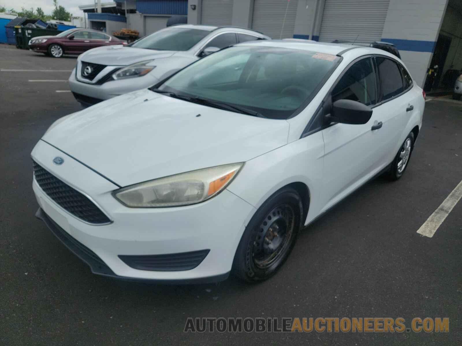 1FADP3E28HL247355 Ford Focus 2017