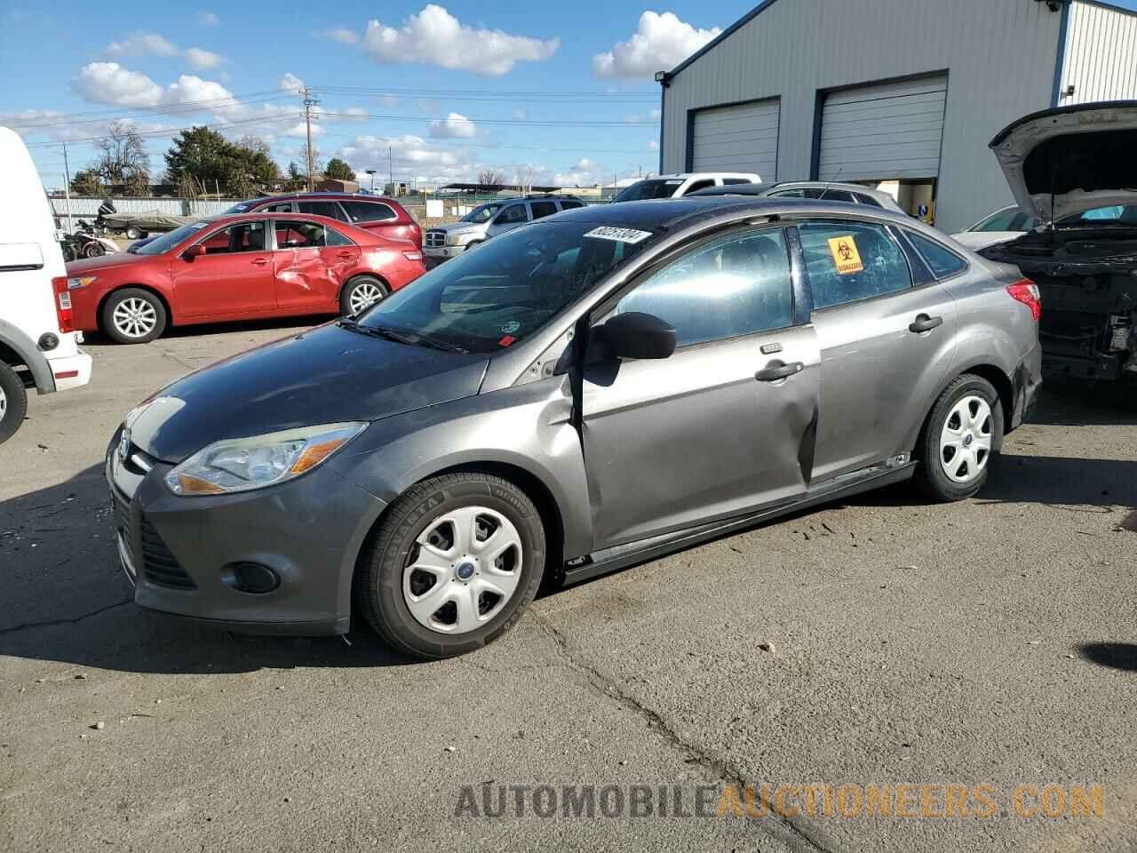 1FADP3E29DL138896 FORD FOCUS 2013