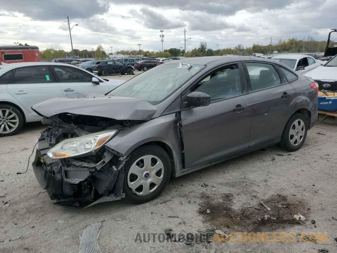 1FADP3E29DL242935 FORD FOCUS 2013