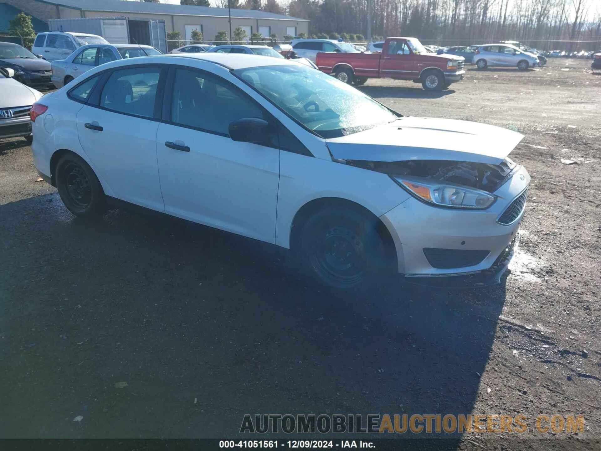 1FADP3E2XFL311313 FORD FOCUS 2015