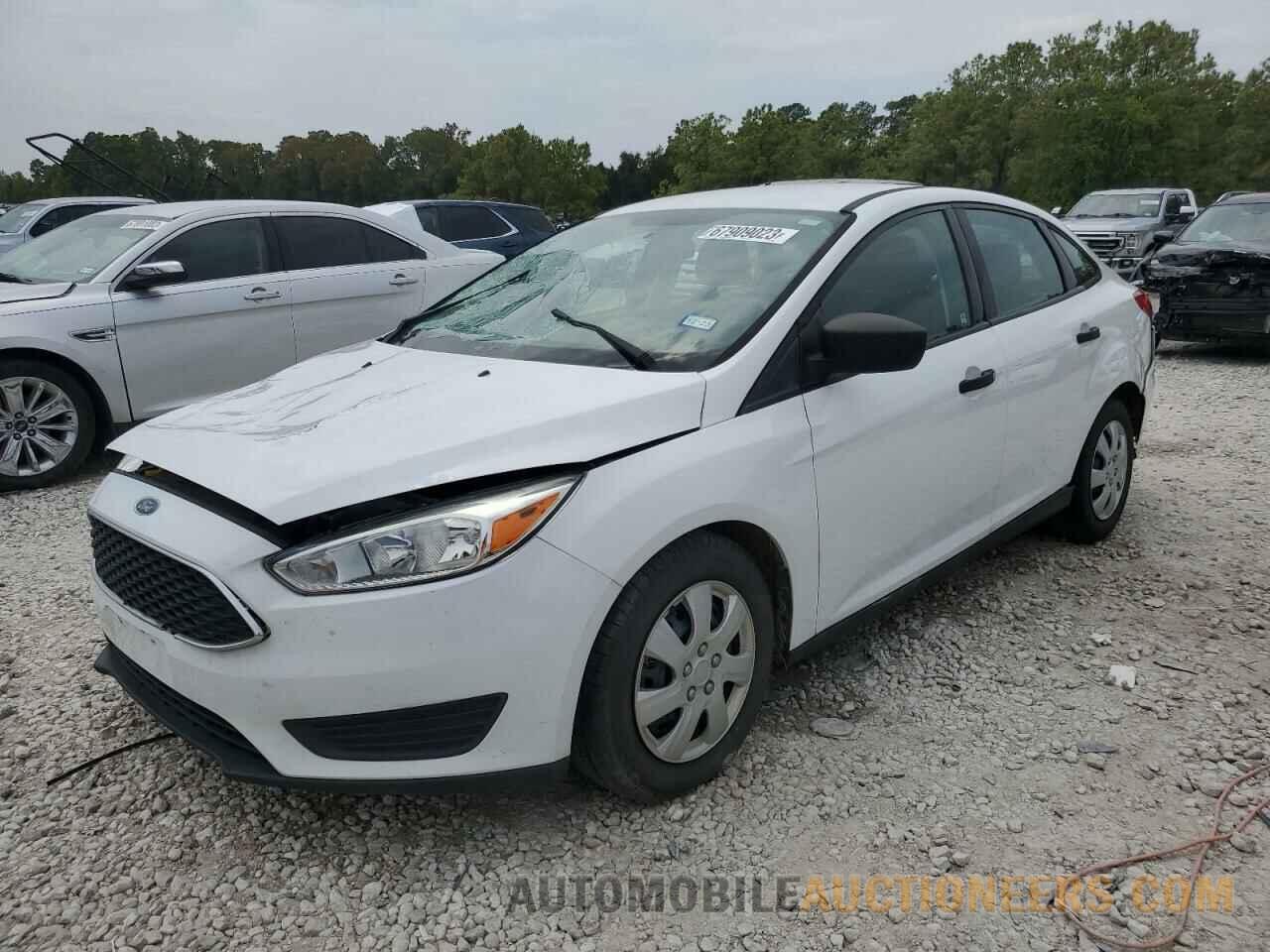 1FADP3E2XJL240302 FORD FOCUS 2018