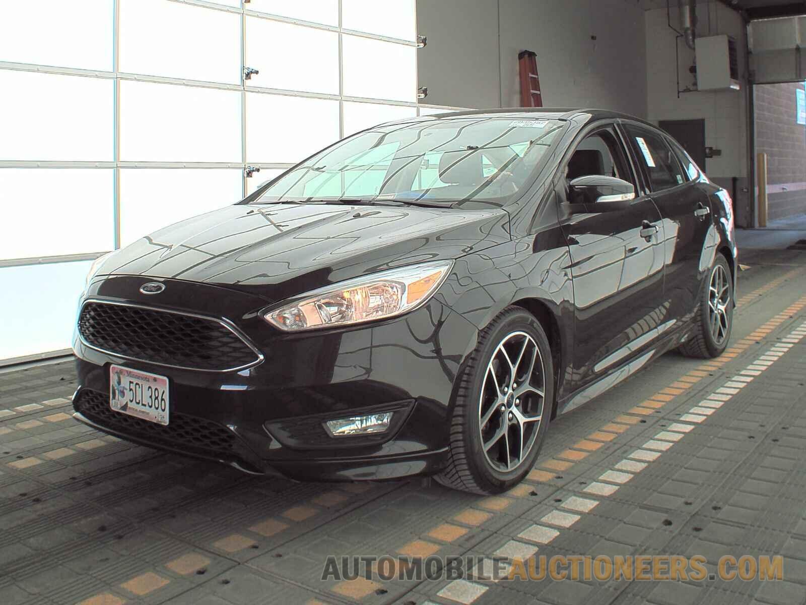 1FADP3F20FL220632 Ford Focus SE 2015