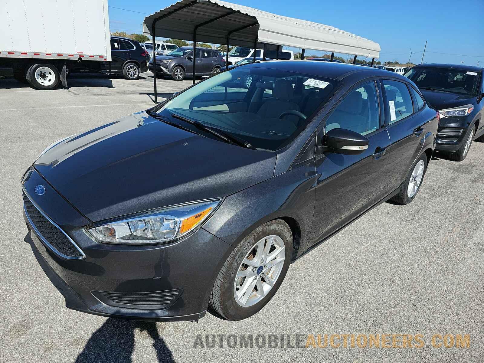 1FADP3F20GL229929 Ford Focus SE 2016