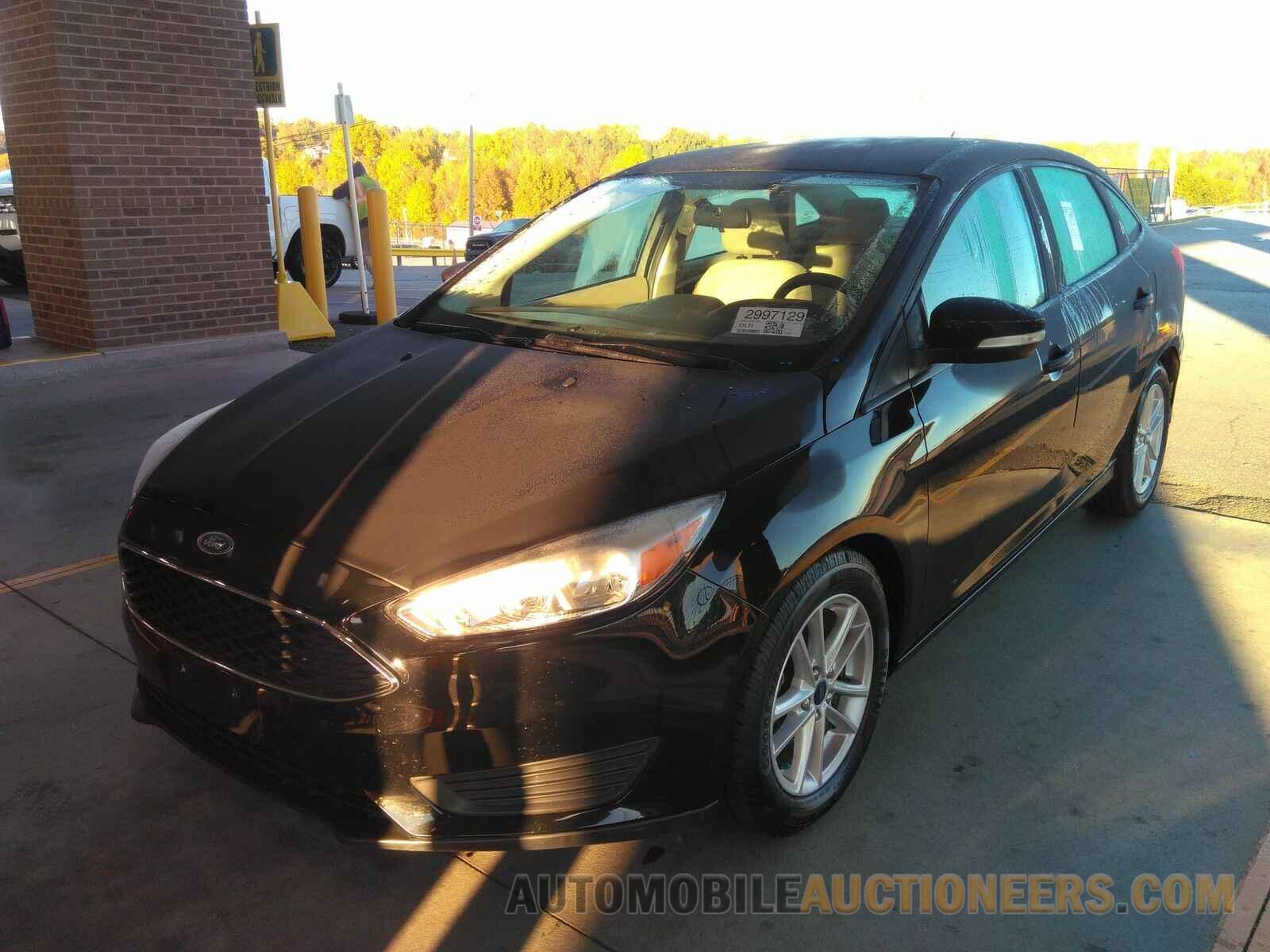 1FADP3F20HL337484 Ford Focus SE 2017