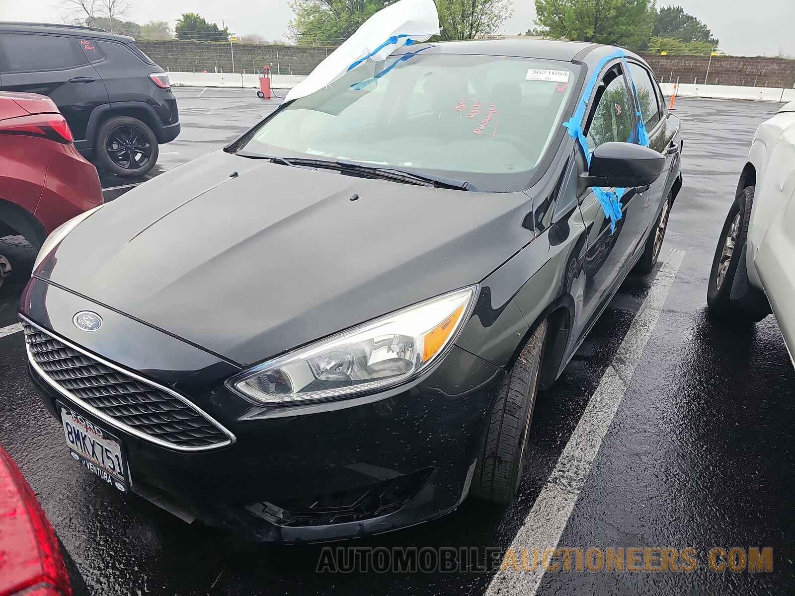 1FADP3F20JL315183 Ford Focus SE 2018