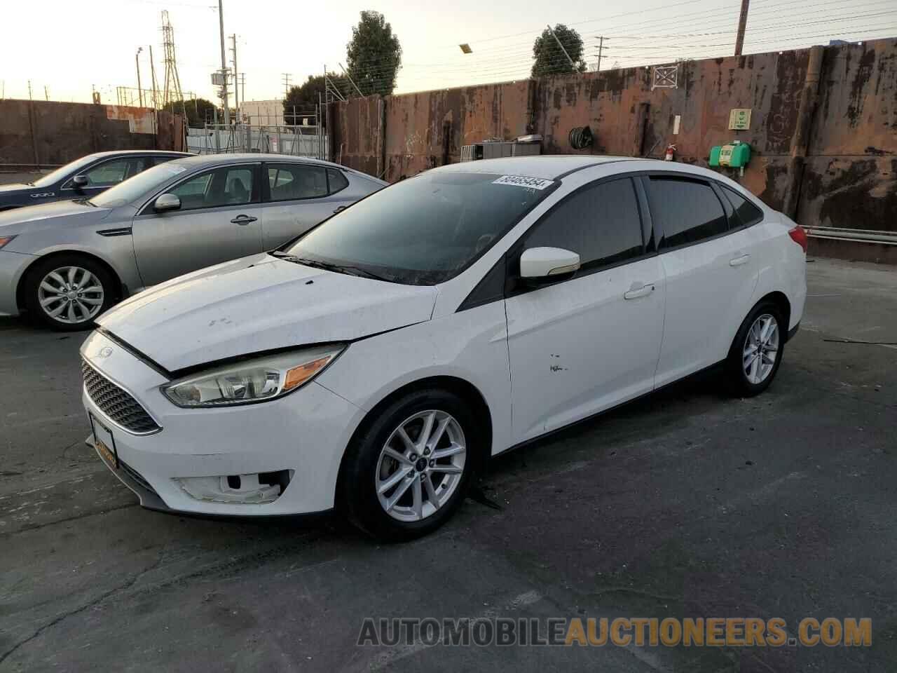 1FADP3F21FL261996 FORD FOCUS 2015