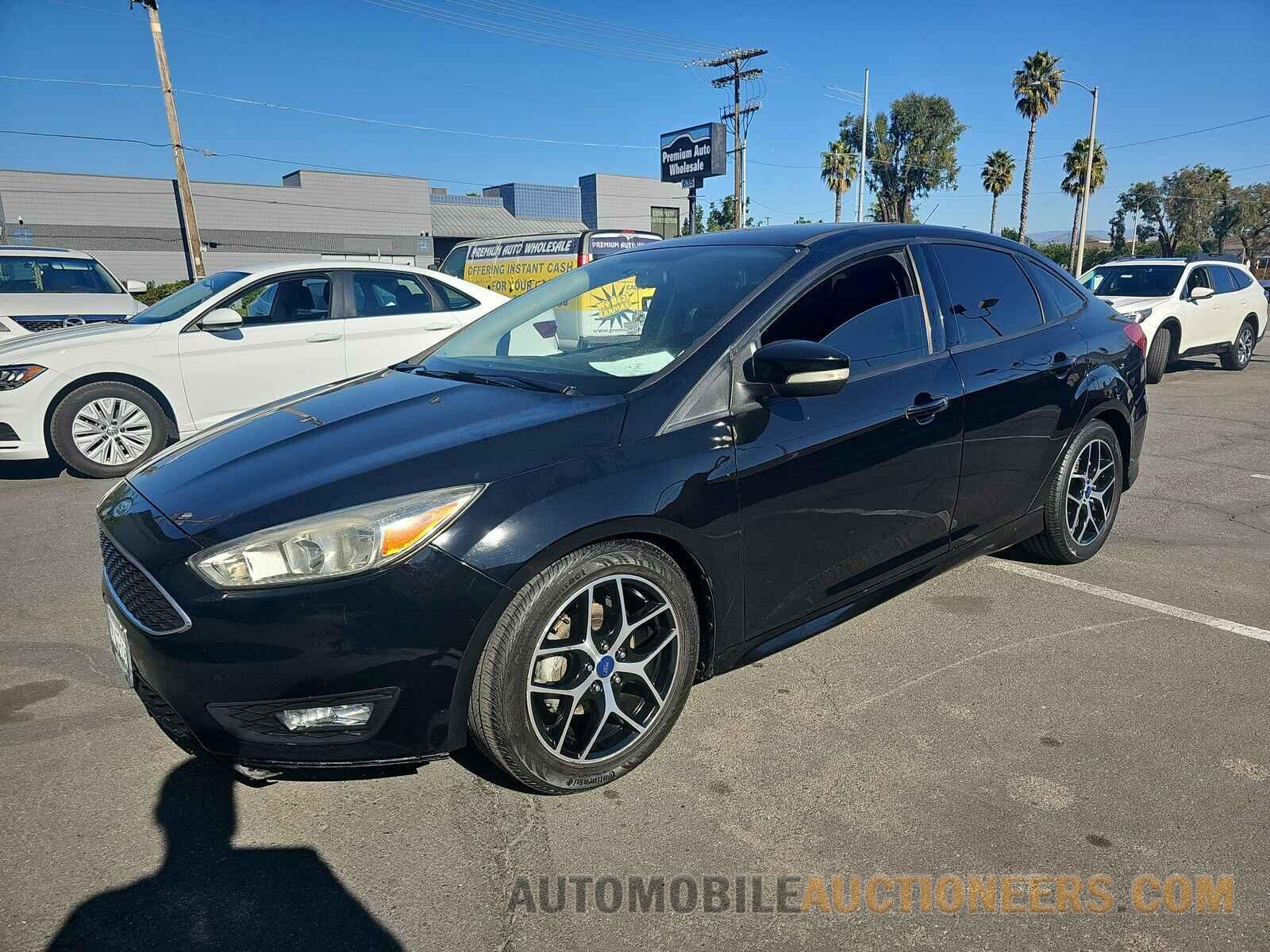 1FADP3F21GL383856 Ford Focus SE 2016