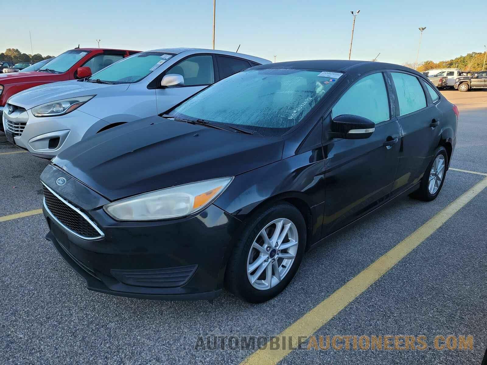 1FADP3F21GL389012 Ford Focus SE 2016