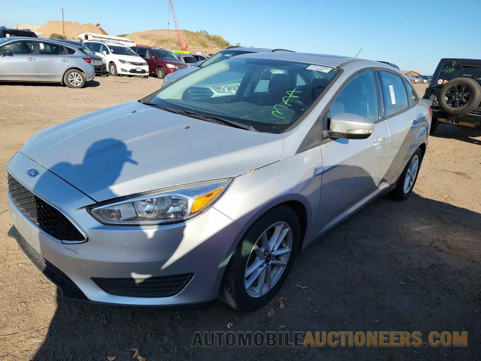 1FADP3F22FL385596 Ford Focus SE 2015