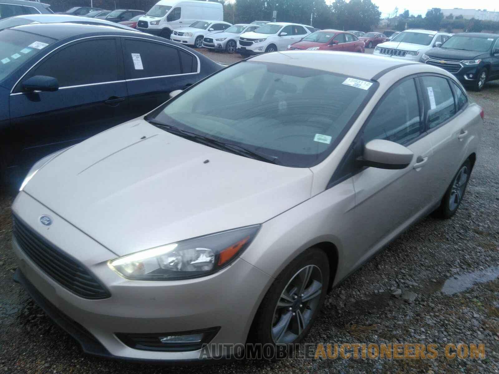 1FADP3F22JL215960 Ford Focus SE 2018