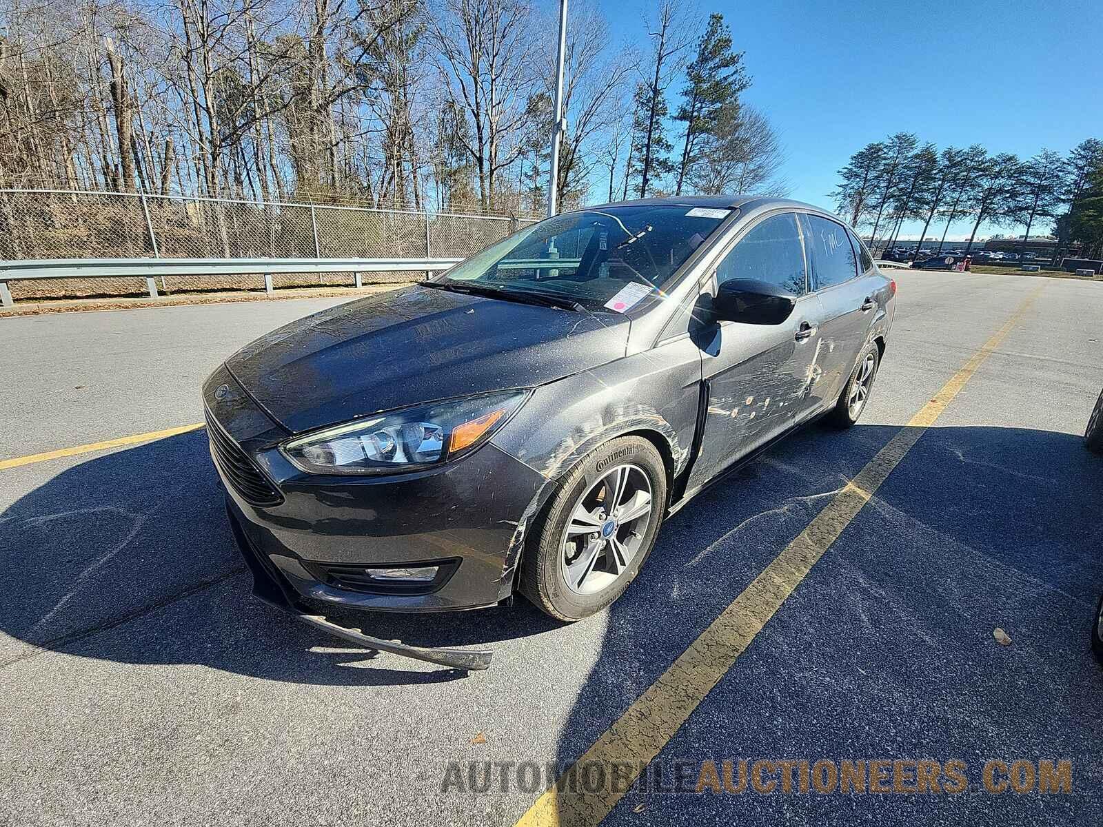 1FADP3F22JL255200 Ford Focus SE 2018