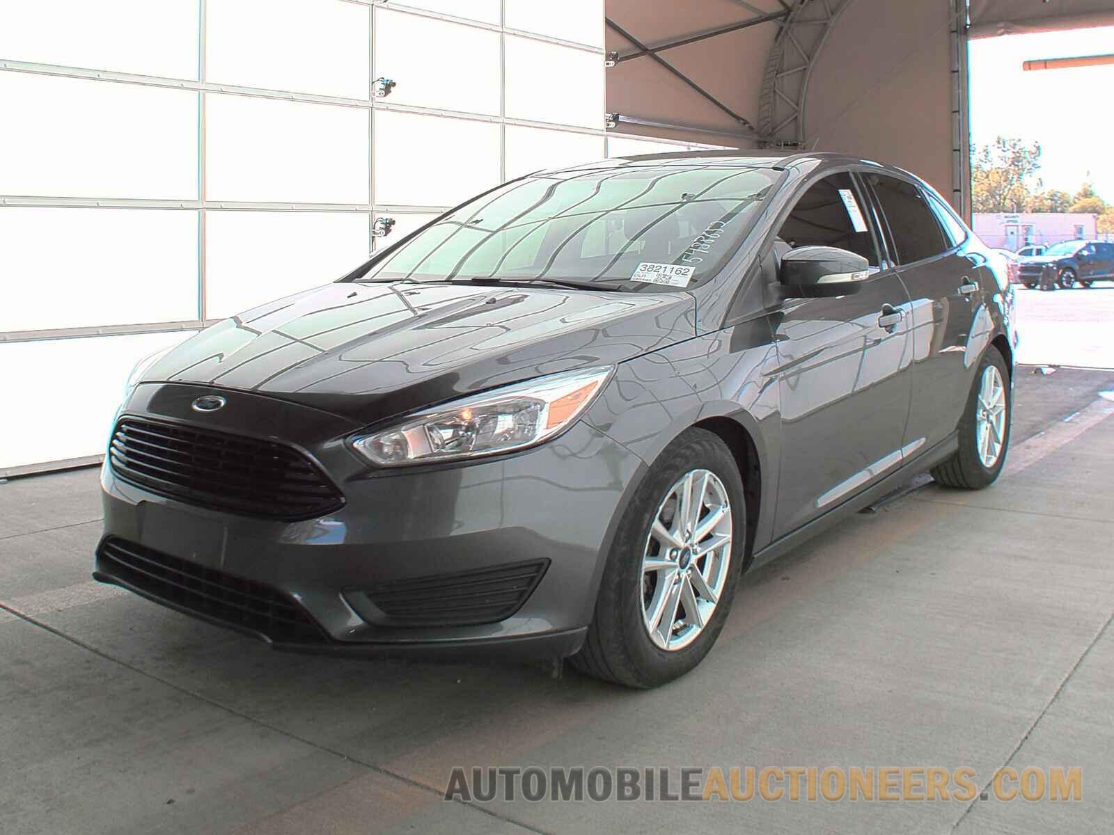 1FADP3F23HL233071 Ford Focus SE 2017