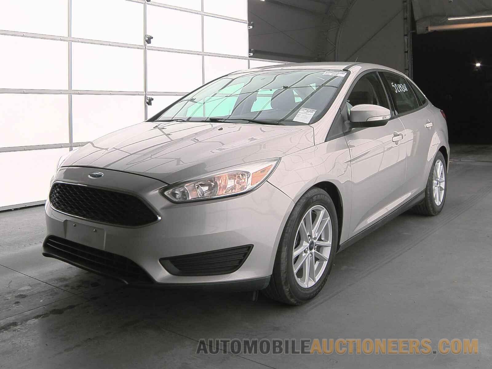 1FADP3F23HL320212 Ford Focus SE 2017