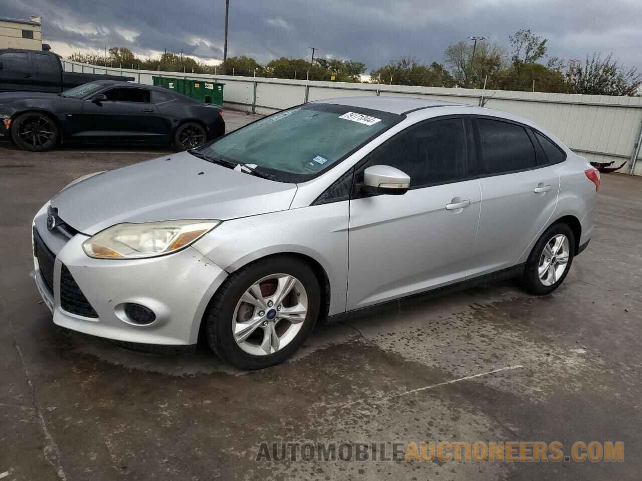 1FADP3F24DL337675 FORD FOCUS 2013