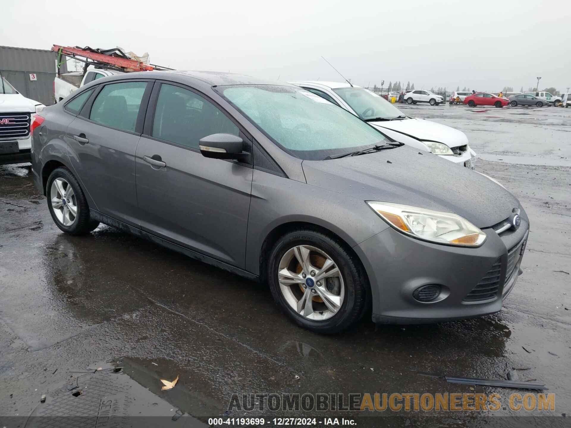 1FADP3F24DL338437 FORD FOCUS 2013