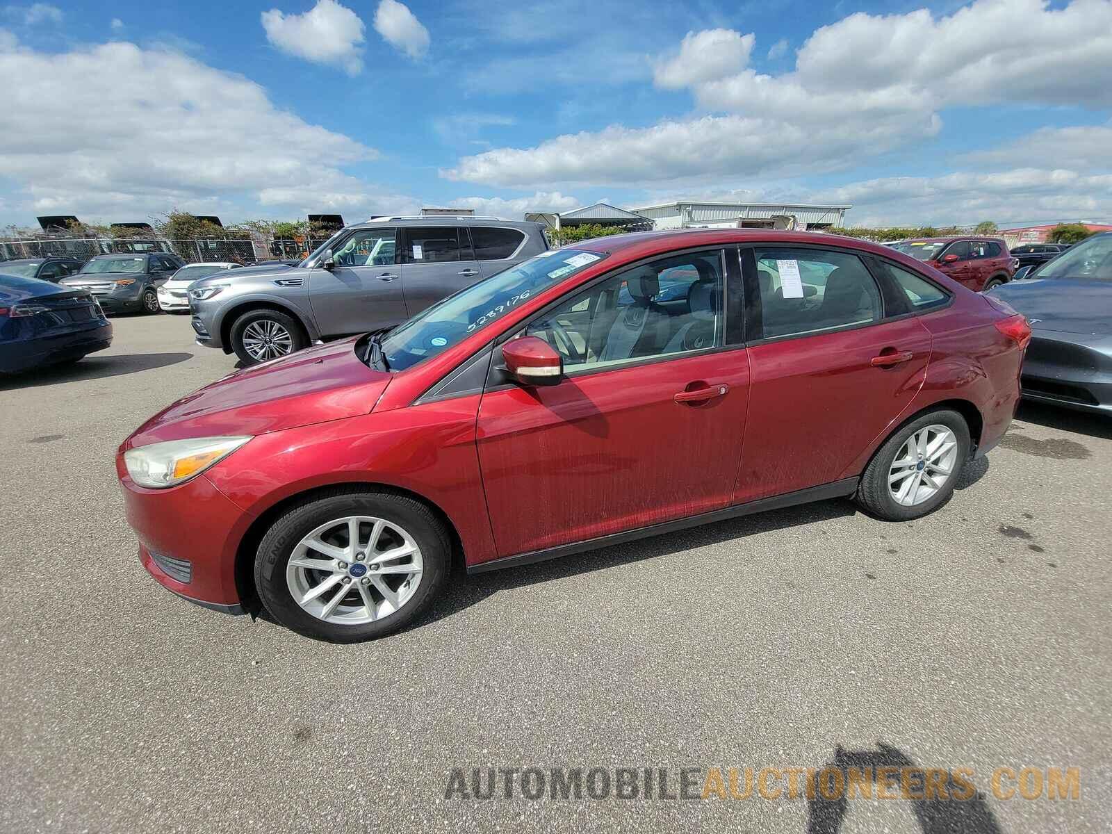 1FADP3F24FL238731 Ford Focus SE 2015