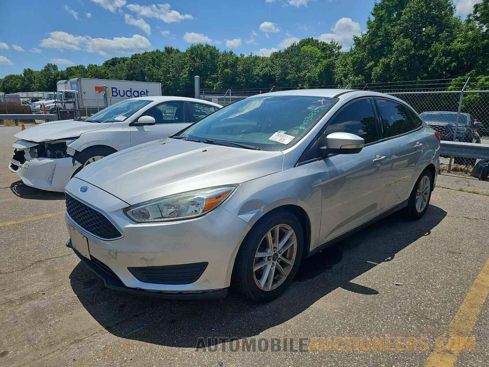 1FADP3F24FL348727 Ford Focus SE 2015