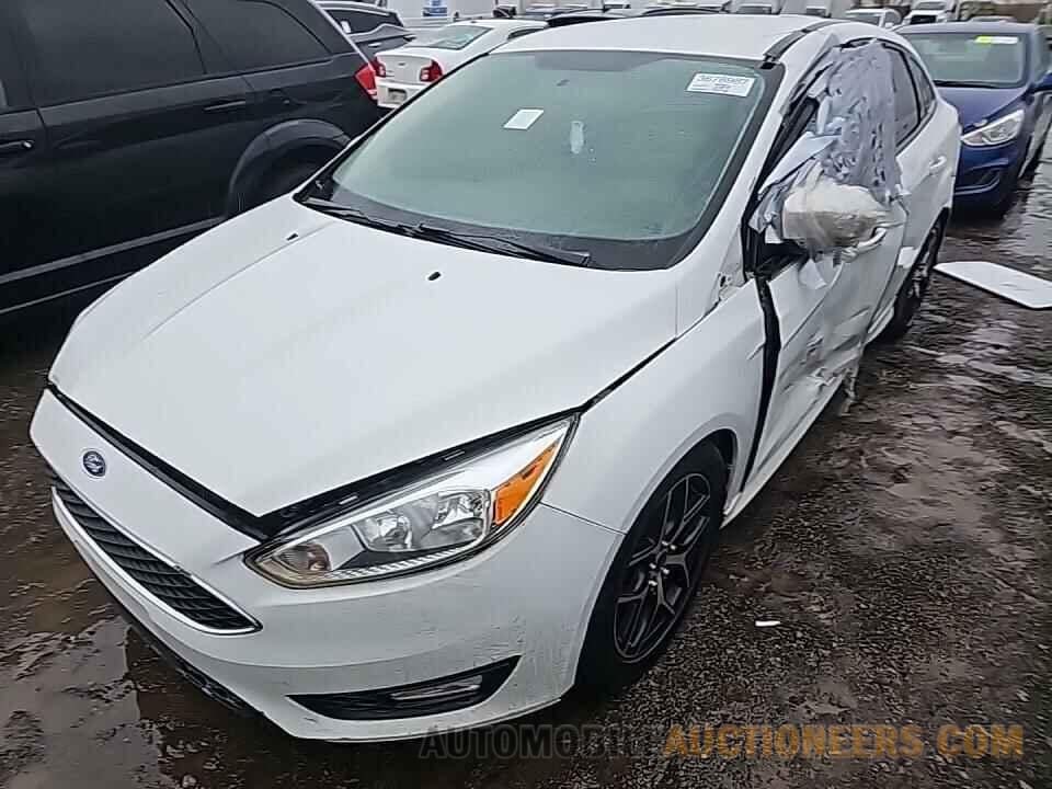 1FADP3F24GL405574 Ford Focus SE 2016