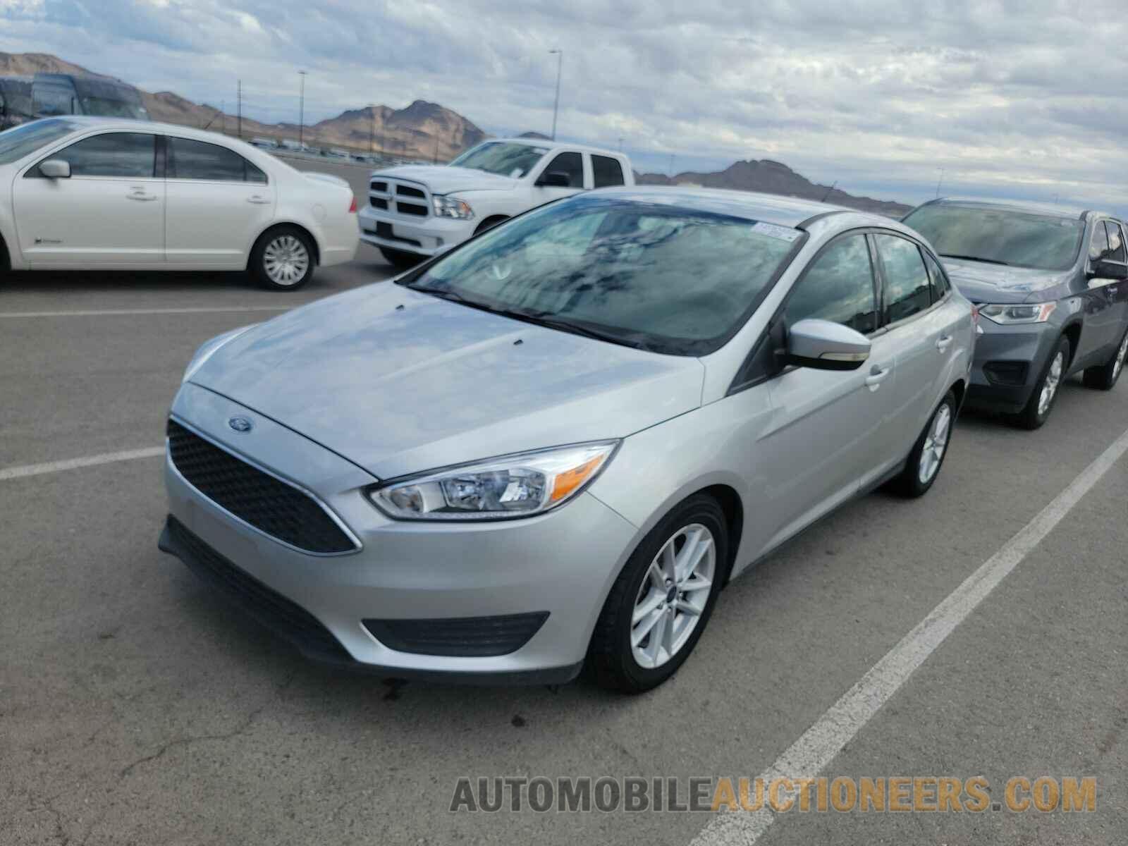 1FADP3F24HL231409 Ford Focus SE 2017