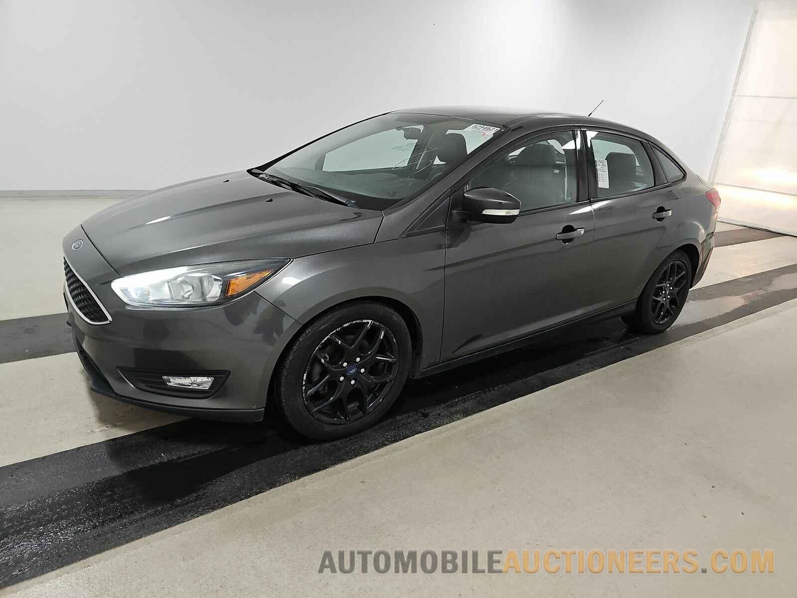 1FADP3F25GL298910 Ford Focus SE 2016