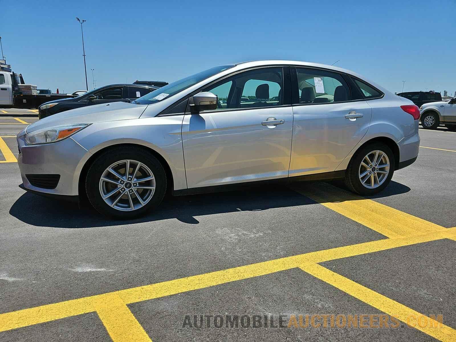 1FADP3F25HL279954 Ford Focus SE 2017