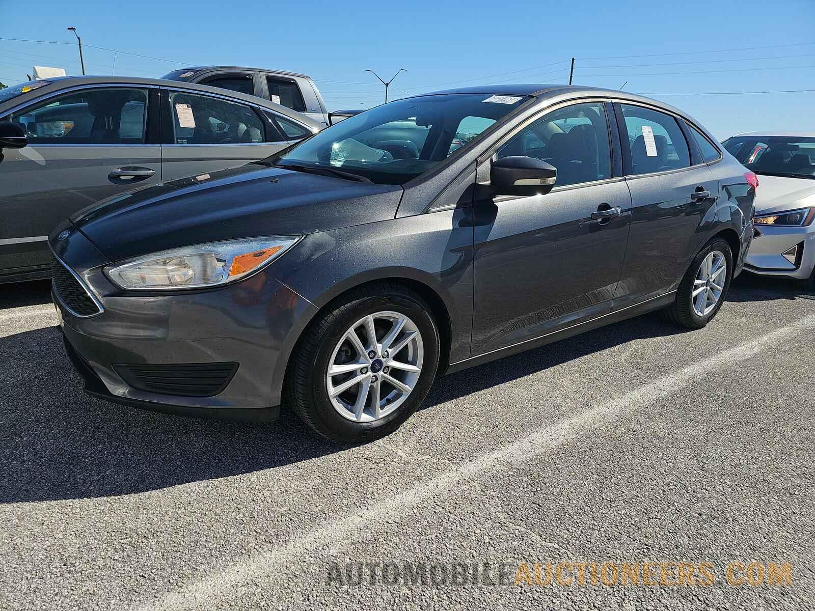 1FADP3F25HL309521 Ford Focus SE 2017