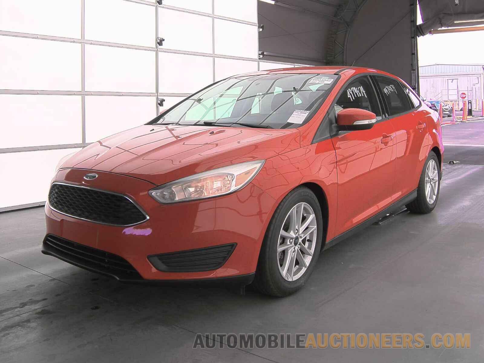 1FADP3F26GL205912 Ford Focus SE 2016