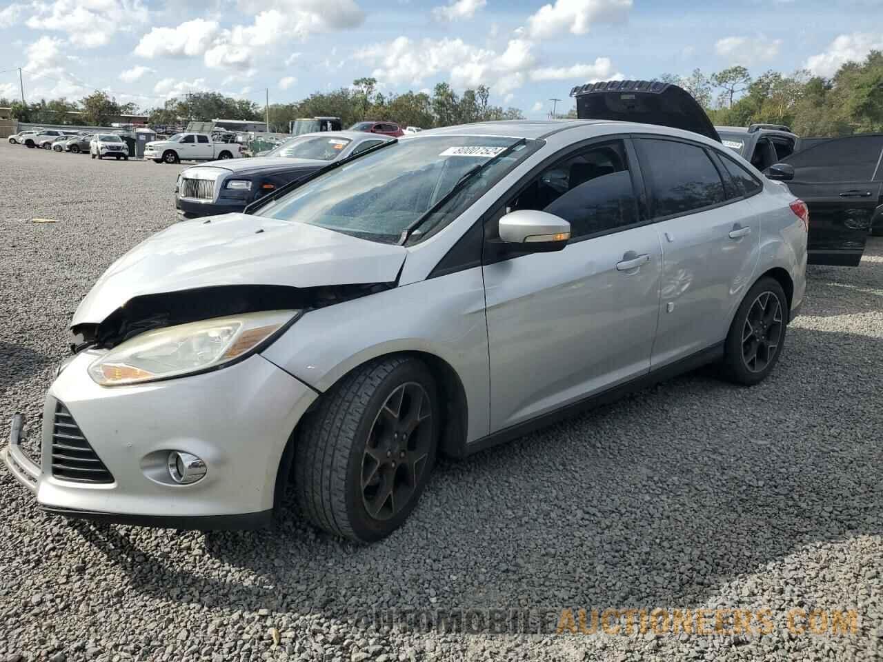 1FADP3F27DL260123 FORD FOCUS 2013