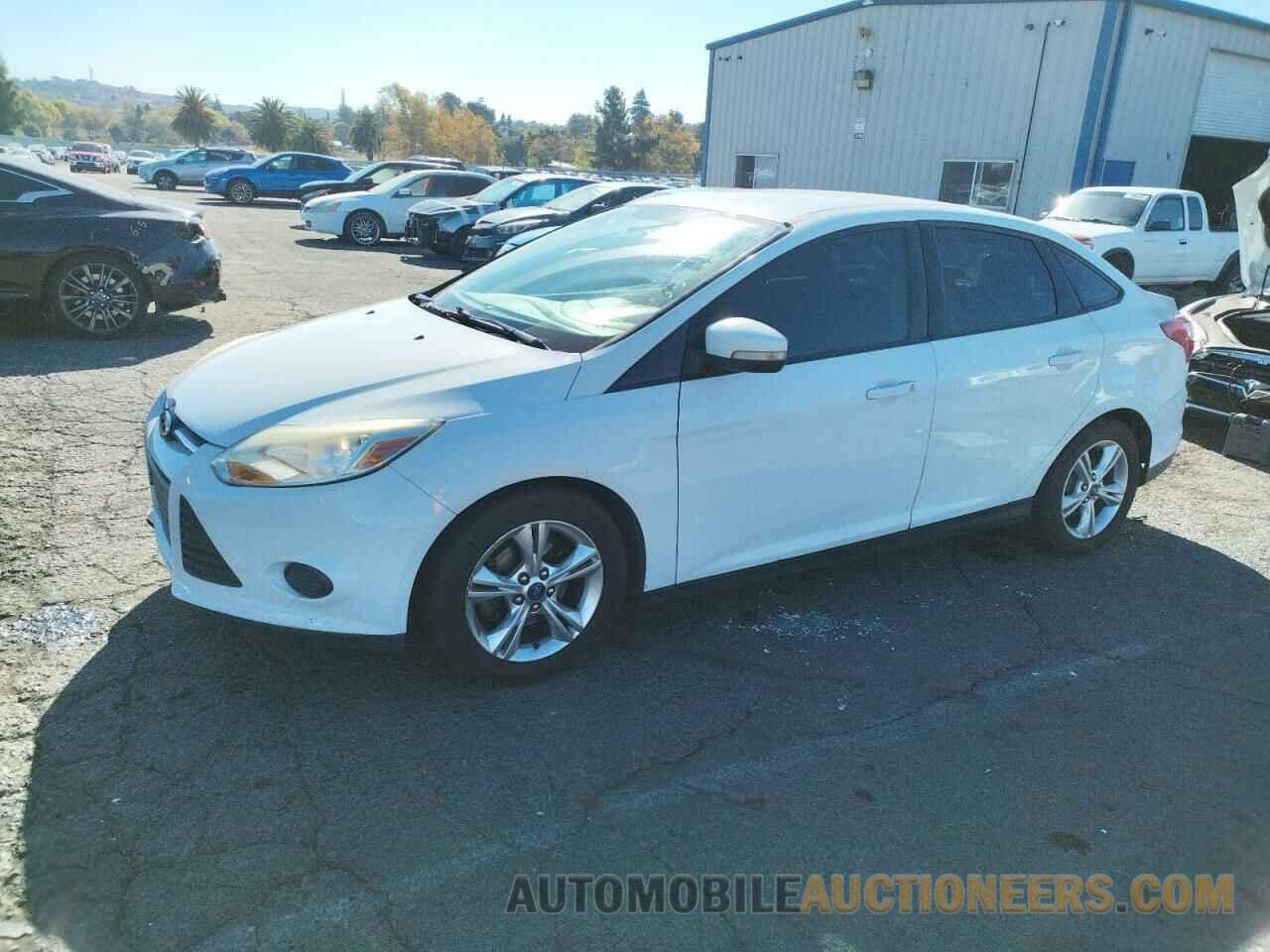 1FADP3F27DL374798 FORD FOCUS 2013