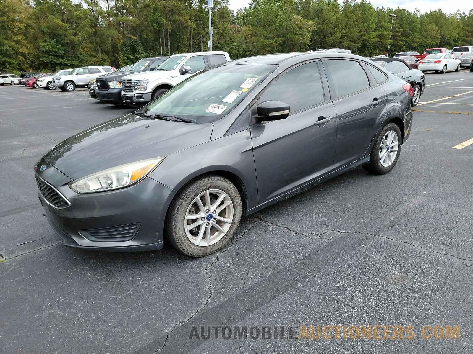 1FADP3F27HL345999 Ford Focus SE 2017