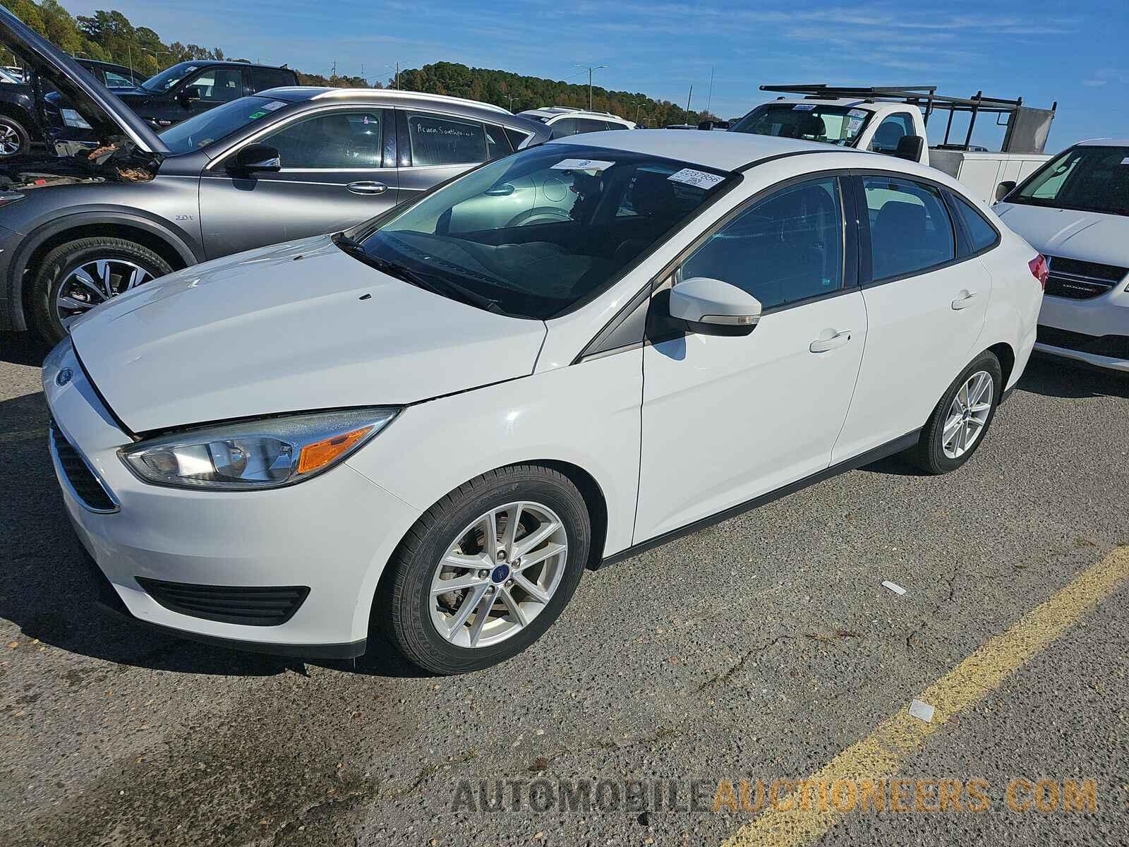 1FADP3F28HL286946 Ford Focus SE 2017