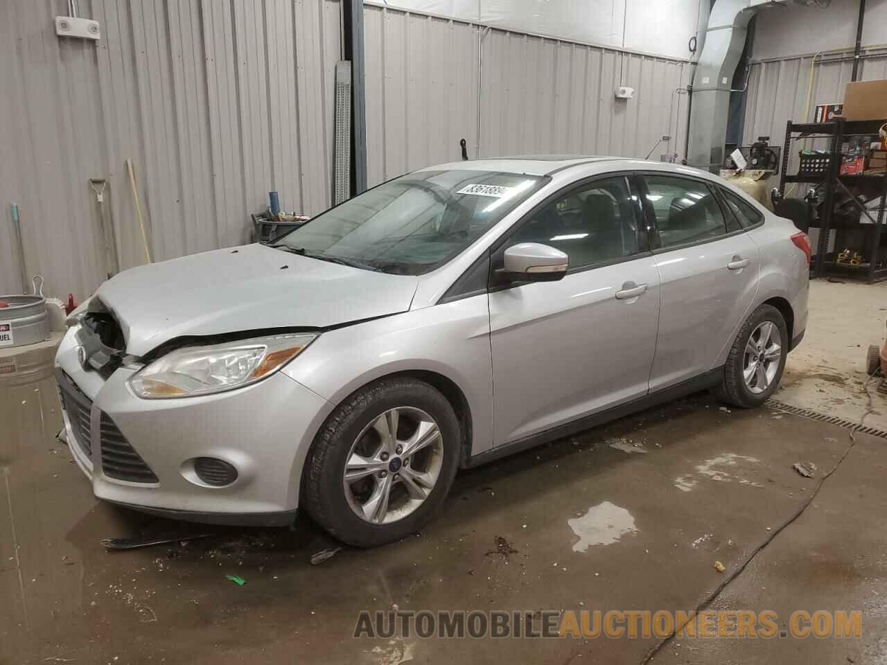 1FADP3F29DL318605 FORD FOCUS 2013