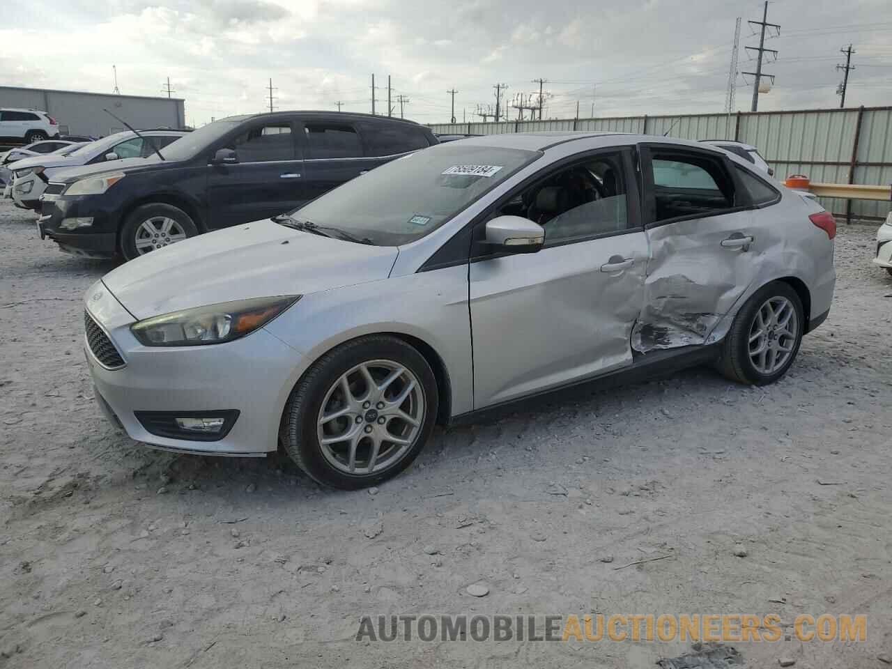 1FADP3F29FL320079 FORD FOCUS 2015