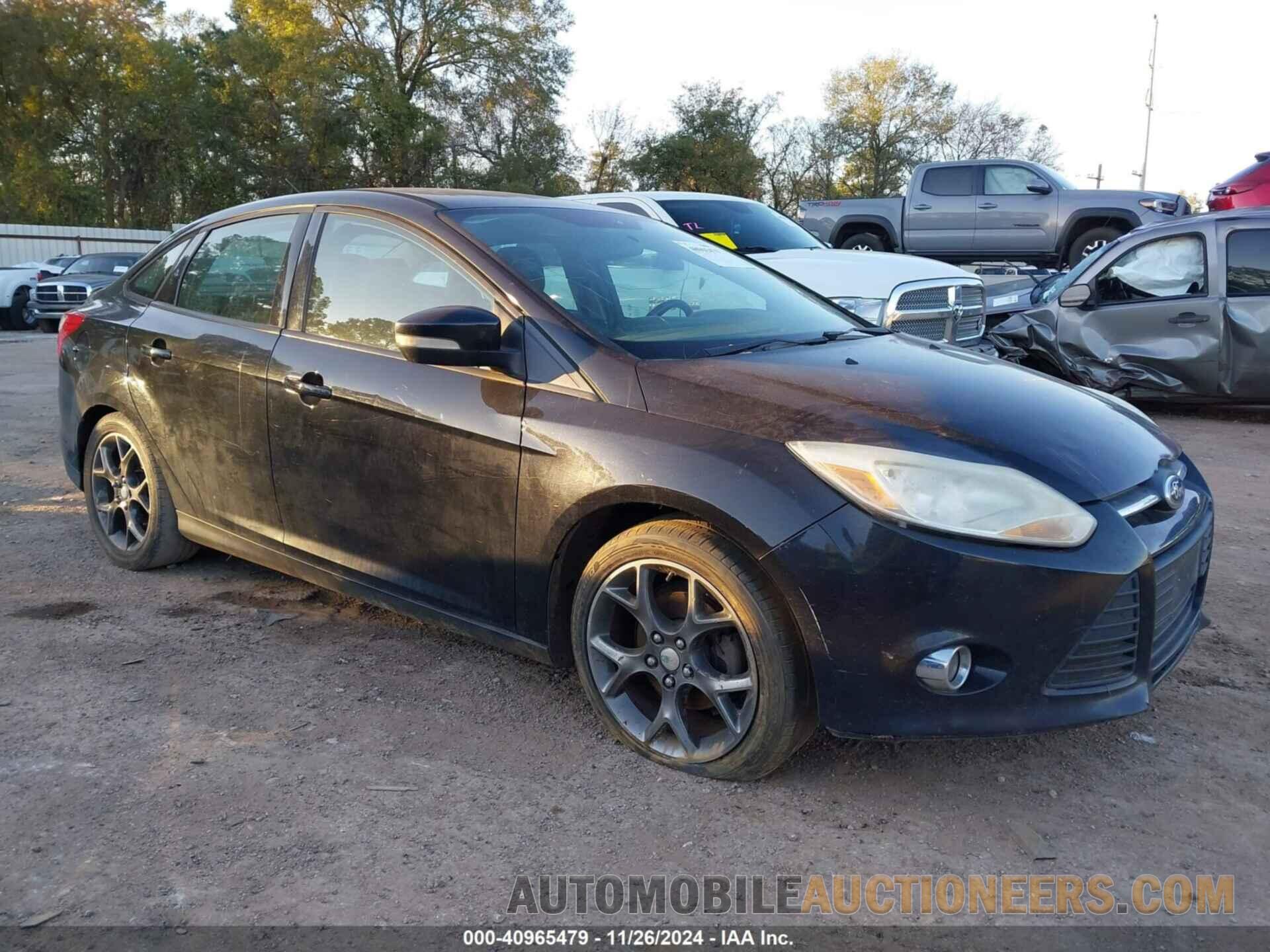 1FADP3F2XDL265915 FORD FOCUS 2013